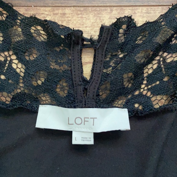 Black Lace Cap Sleeve Dress - Picture 2 of 4